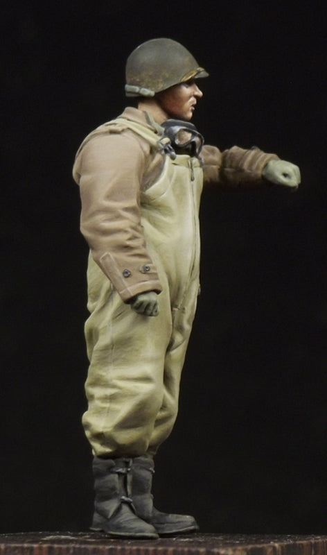 M8 Greyhound Crewman (to turret) #3