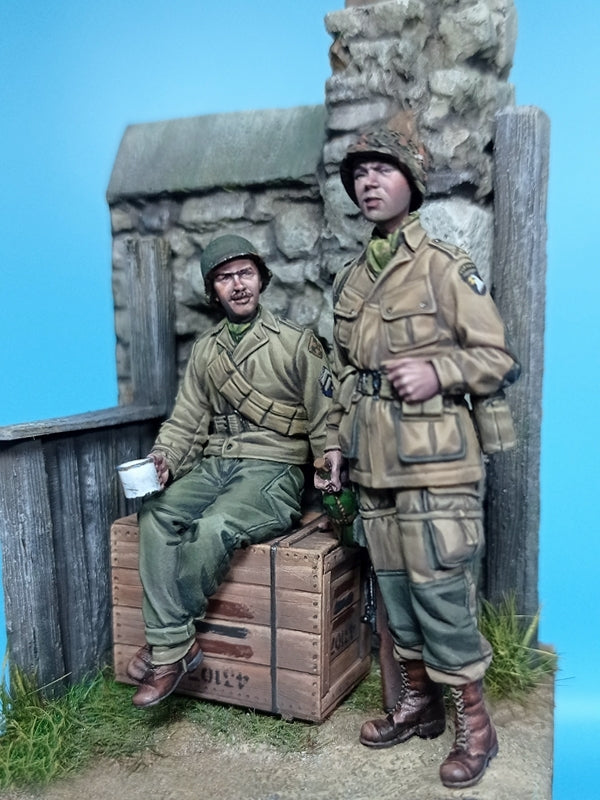 U.S. Paratrooper & Infantry Soldier (Normandy) (WW II)