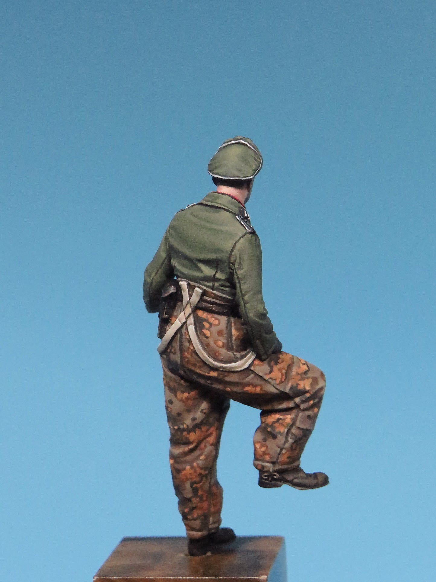 Waffen SS half-truck crewman for Sd.Kfz. 251 (WW II) #2